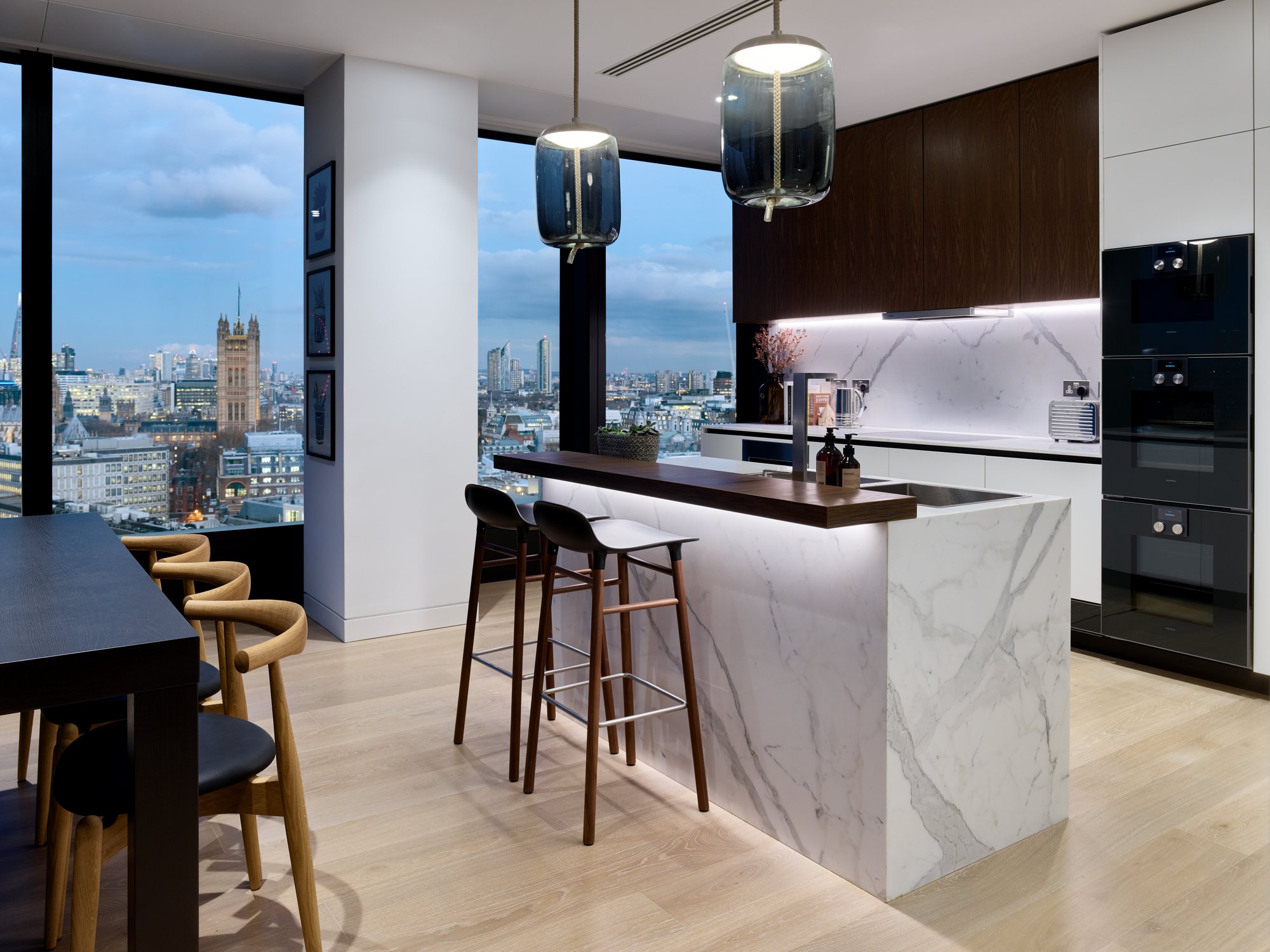 Buckingham Green St James's Park, London Statuario Marble - Residential Development — Roma Marble
