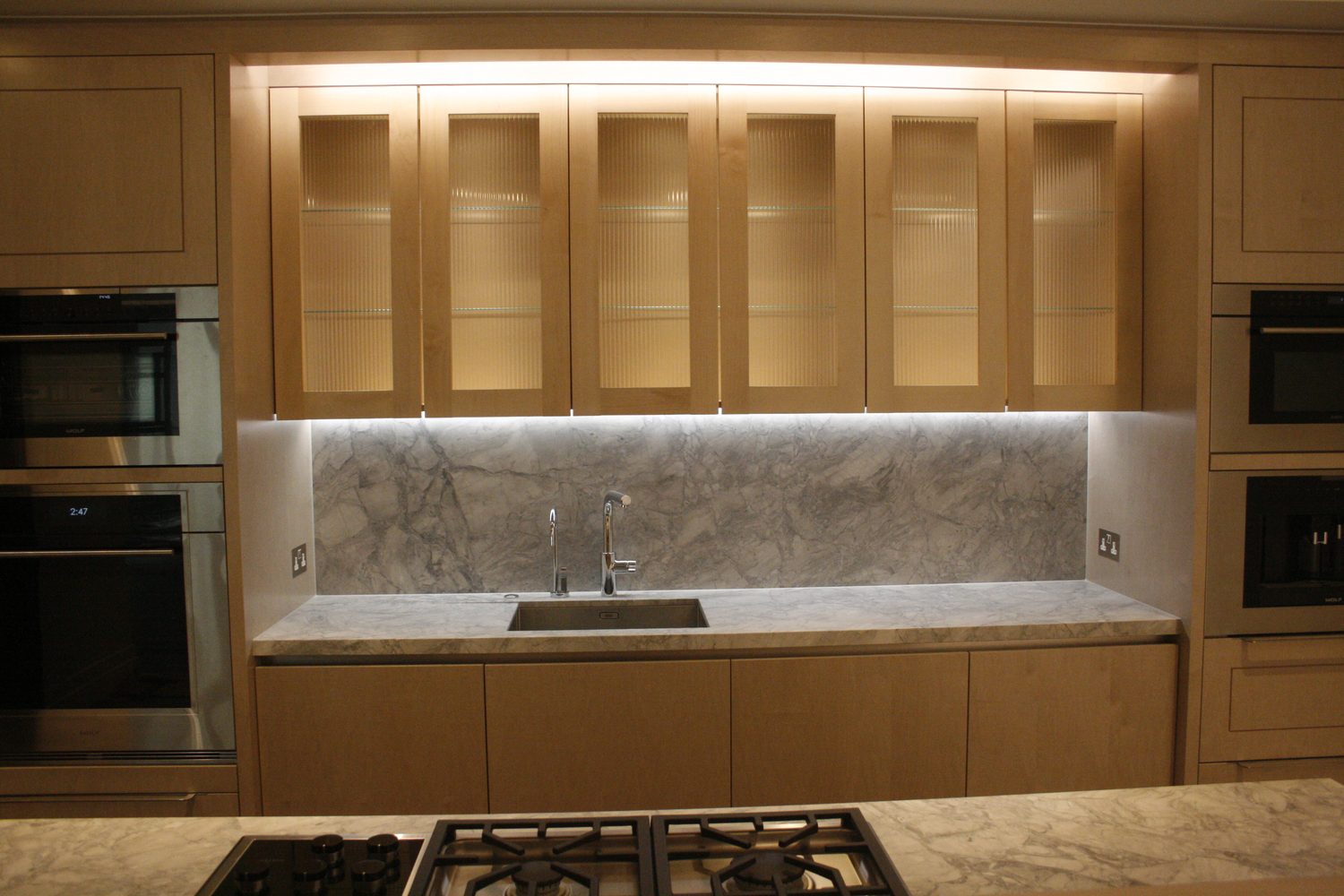Bianco Eclipsia kitchen by Roma Marble, London