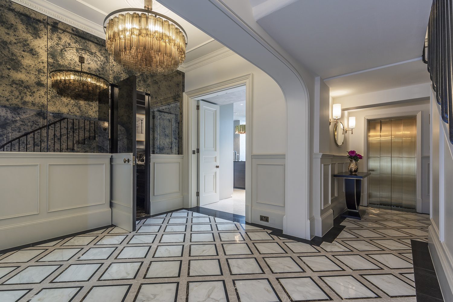 Calacatta Vagli, Taj Mahal & Marron Imperiale hallway by Roma Marble, London