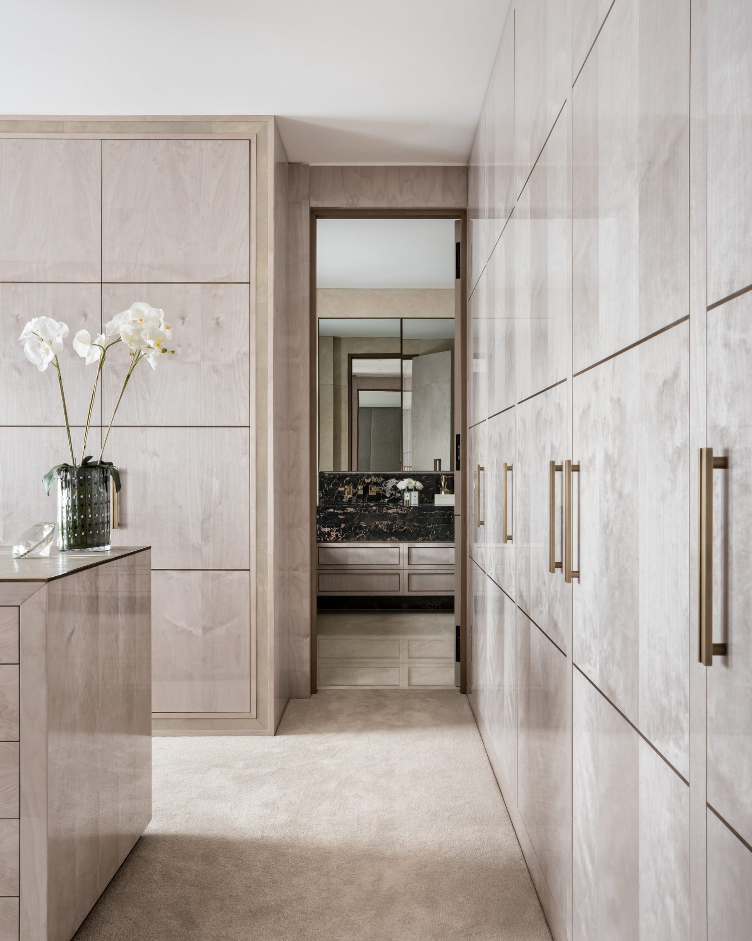 Cristallo dressing room by Roma Marble, London