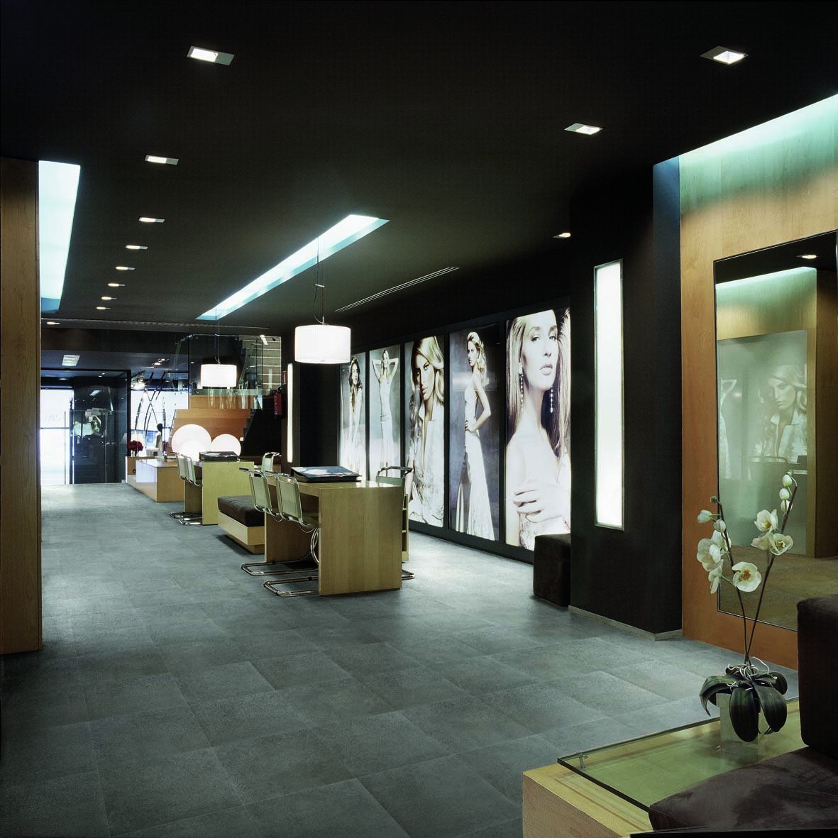 Pietra Cardosa interior by Roma Marble, London
