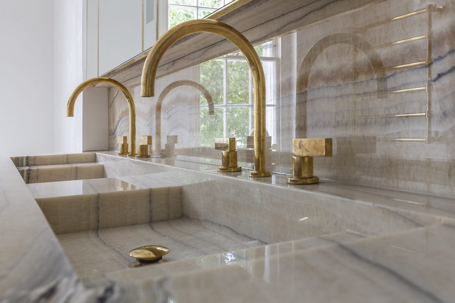 Velluto Onyx bathroom by Roma Marble, London