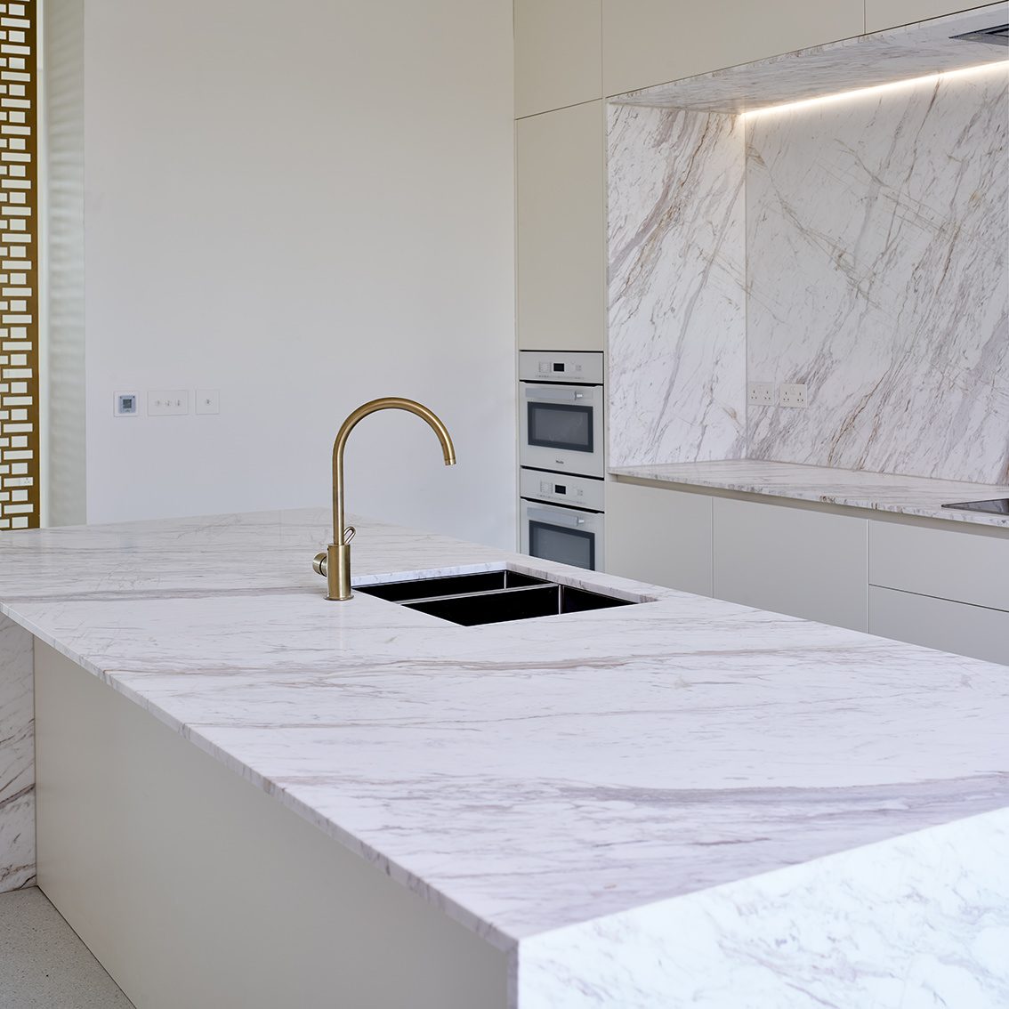 Volakas kitchen by Roma Marble, London