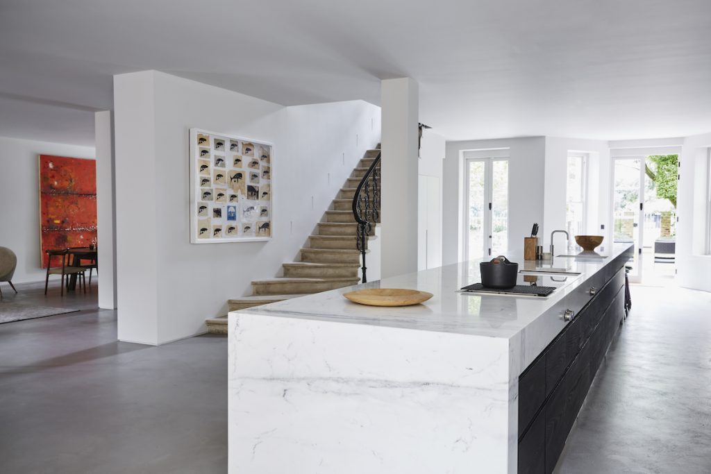 Randolf Road — Maida Vale, London Statuario Venato Marble - Residential