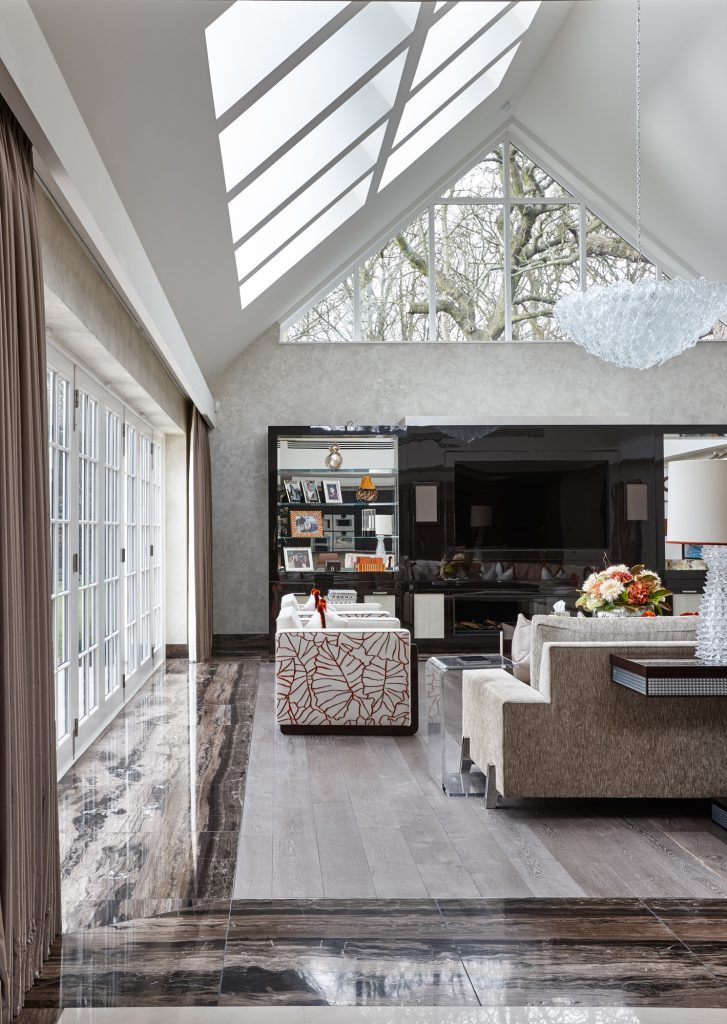 Brown Antique worktops paired with a Rene Beige — Cloak House, Roma Marble