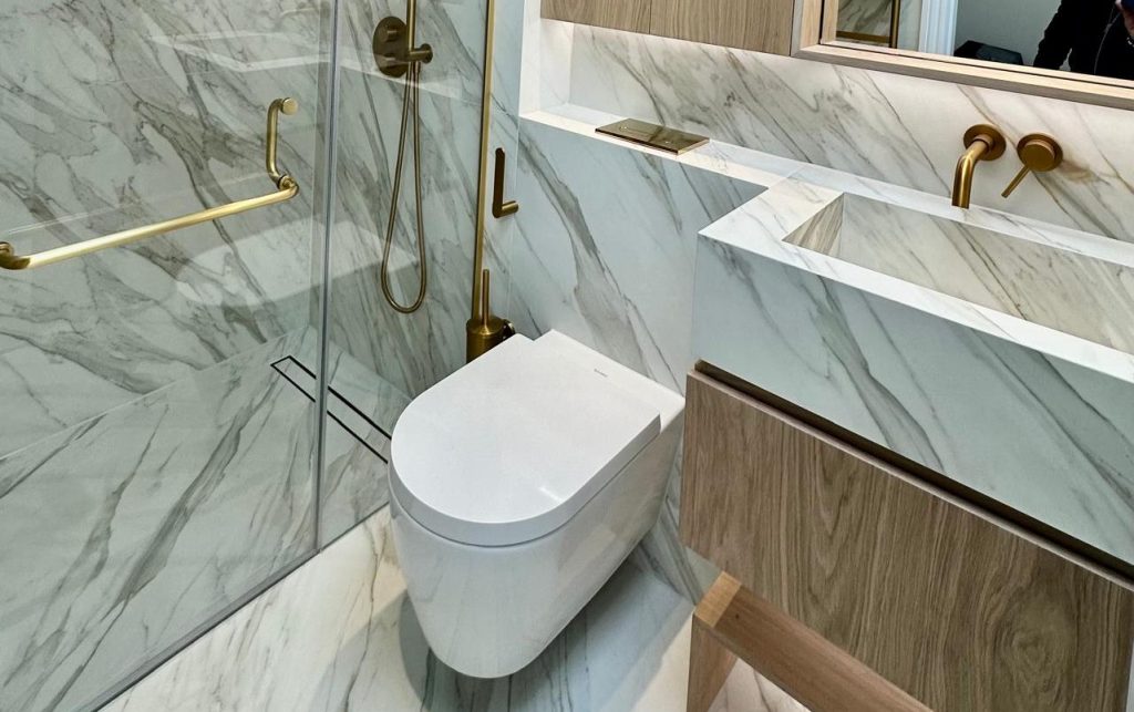 Luxury Porcelain Bathroom - Knightsbridge, London