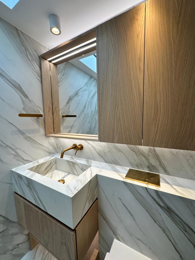 Luxury Porcelain Bathroom - Knightsbridge Luxury Porcelain Bathroom - Knightsbridge
