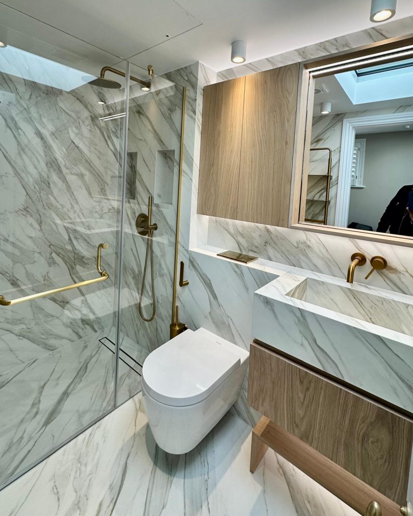 Luxury Porcelain Bathroom - Knightsbridge Luxury Porcelain Bathroom - Knightsbridge